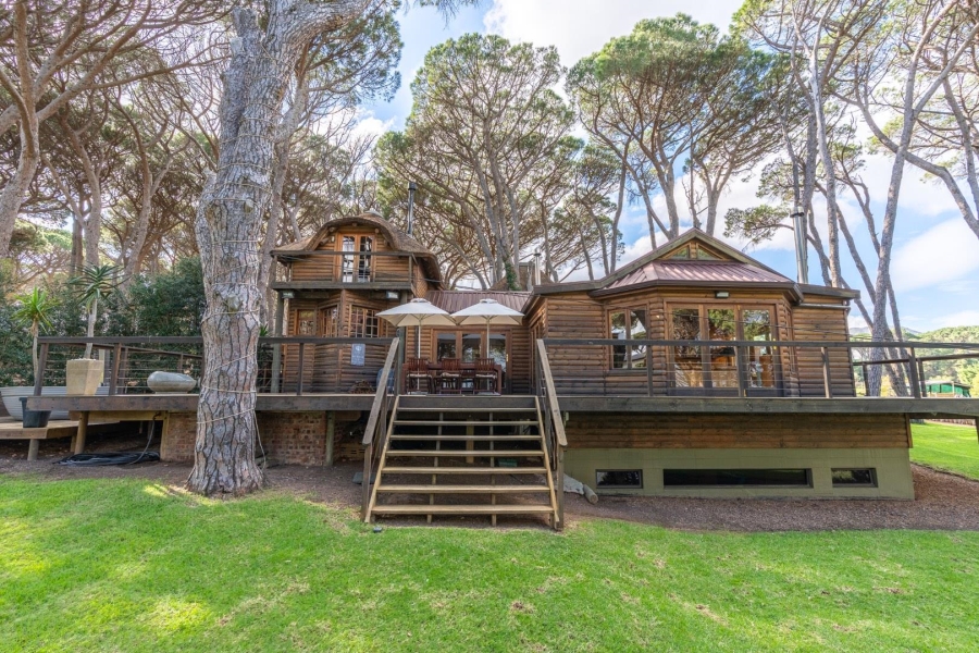 5 Bedroom Property for Sale in Somerset West Rural Western Cape